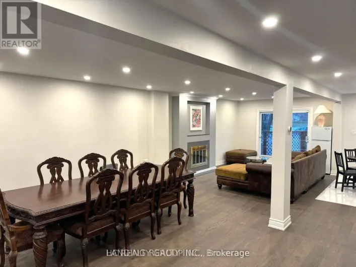 MAIN 2 BARKER COURT, Markham