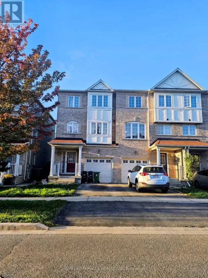 MAIN - 20 ETIENNE STREET, Toronto