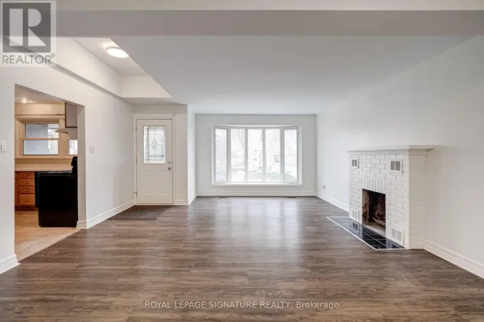 MAIN - 22 DRURY LANE, Barrie
