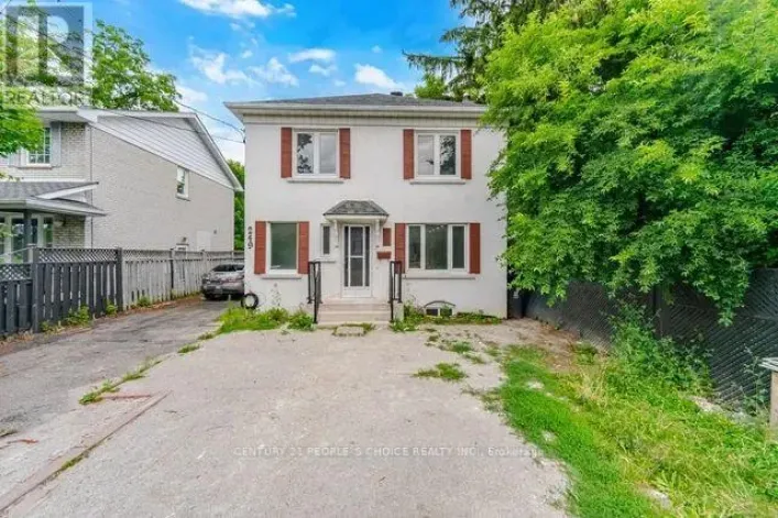 -MAIN - 249 BURNHAMTHORPE ROAD, Toronto