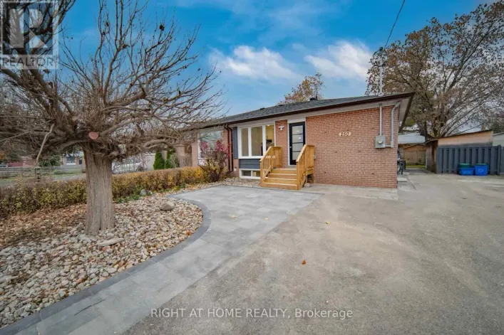 MAIN - 250 BEECHY DRIVE, Richmond Hill