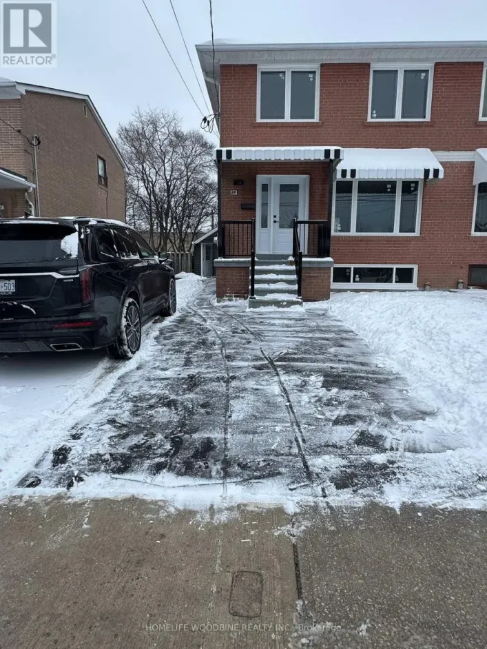 MAIN - 29 HABITANT DRIVE, Toronto