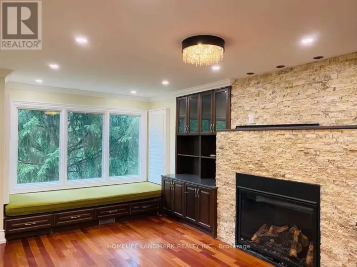 MAIN & 2ND - 168 TIMPSON DRIVE, Aurora