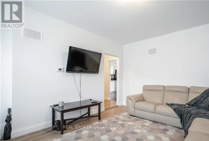 MAIN - 301 WALLACE AVENUE S, Welland