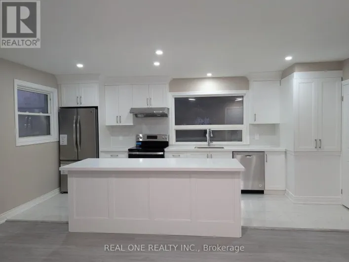 (MAIN) - 31 COPPING ROAD, Toronto