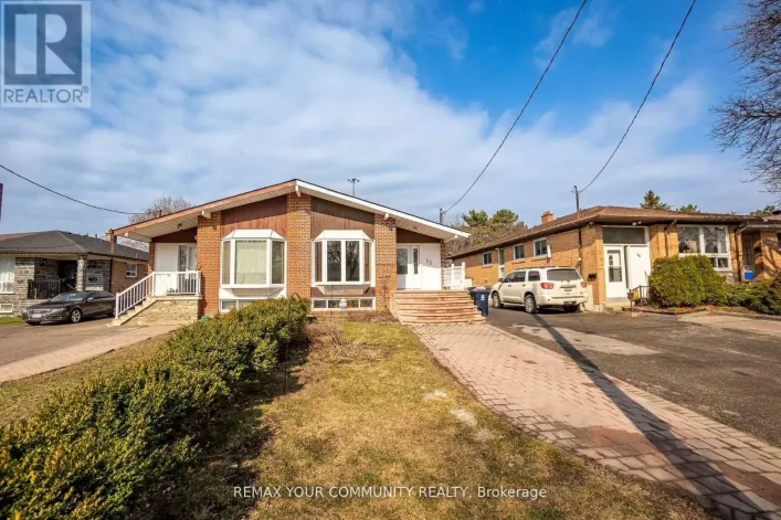 MAIN - 32 MARBURY CRESCENT, Toronto