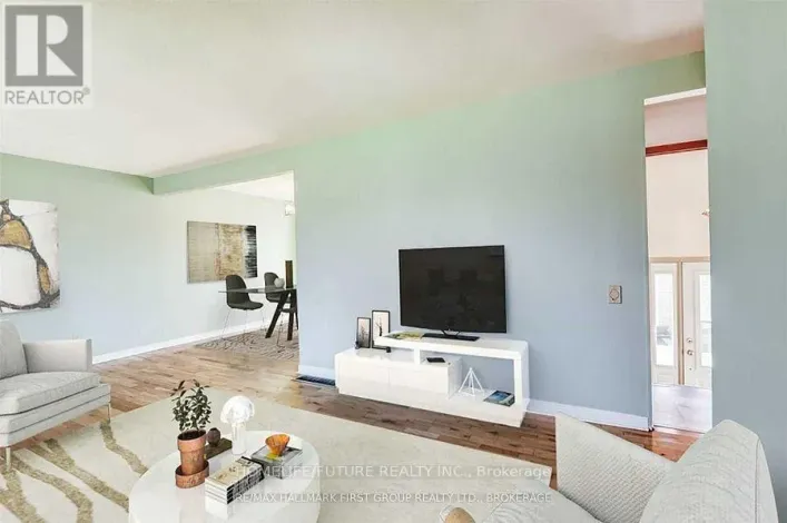 MAIN - 361 GLIDDON AVENUE, Oshawa