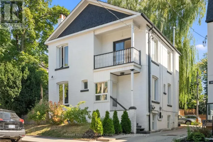 MAIN - 371 HOWLAND AVENUE, Toronto