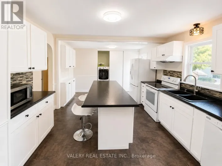 MAIN - 374 EDMONTON STREET, London East