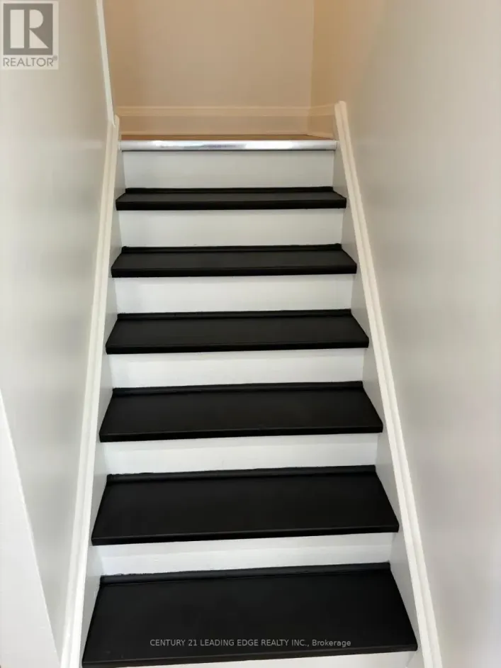 MAIN - 38 SOUTHMEAD ROAD, Toronto