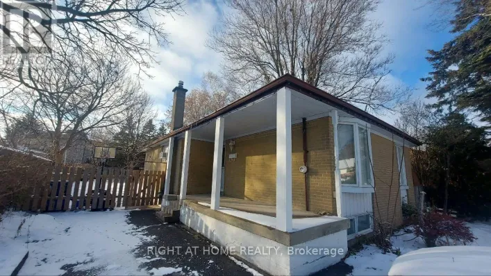 MAIN - 38 STODDART DRIVE, Aurora