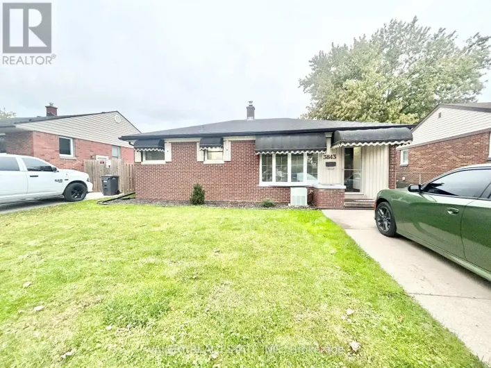 MAIN - 3843 HILLCREST BOULEVARD, Windsor