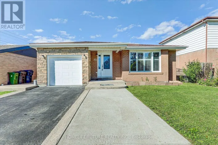 MAIN - 43 TAMARISK DRIVE, Toronto