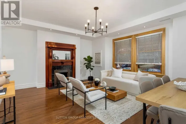 MAIN - 479 BRUNSWICK AVENUE, Toronto