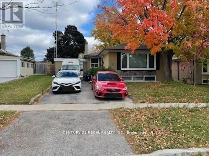 MAIN - 5 STEVENVALE DRIVE, Toronto