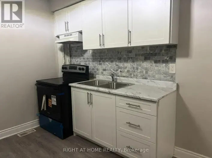 MAIN - 511 OAKWOOD AVENUE, Toronto