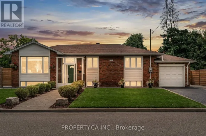 MAIN - 52 IVORWOOD CRESCENT, Toronto