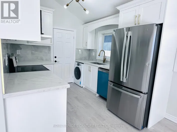 MAIN - 55 MUNSON CRESCENT, Toronto