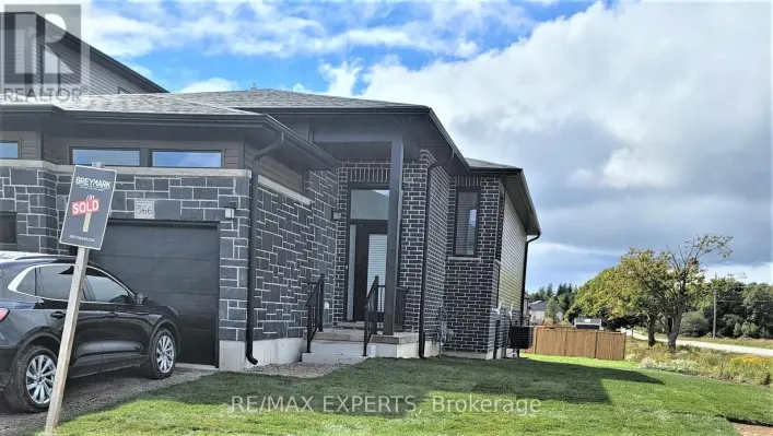 MAIN - 566 FAIRWAY ROAD, Woodstock