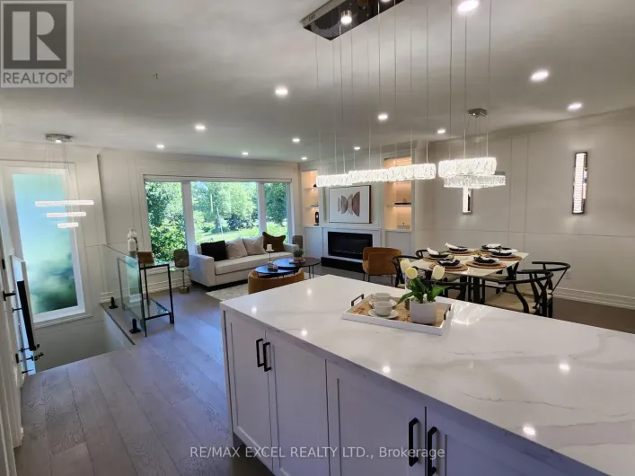 MAIN - 6 GLAIVE DRIVE, Toronto