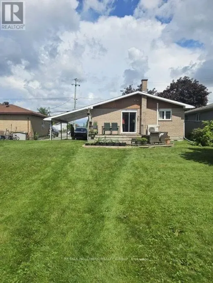 MAIN - 677 PRINCIPALE STREET W, Casselman