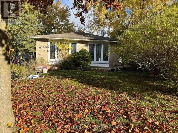 MAIN - 765 GREENFIELD CRESCENT, Newmarket