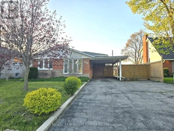 MAIN - 834 WESTMINSTER DRIVE S, Cambridge