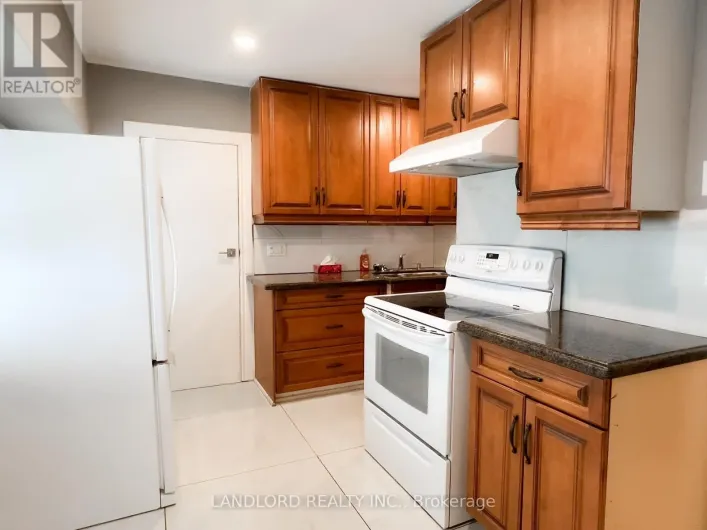 MAIN - 9 ALBRIGHT AVENUE, Toronto