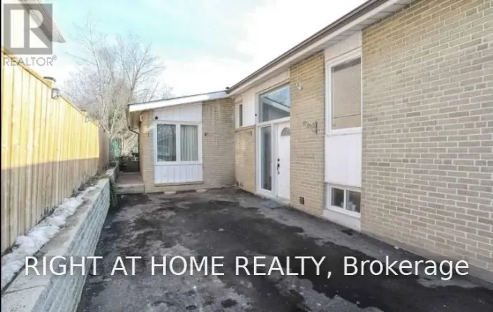 (MAIN) - 9 AVELINE CRESCENT, Toronto