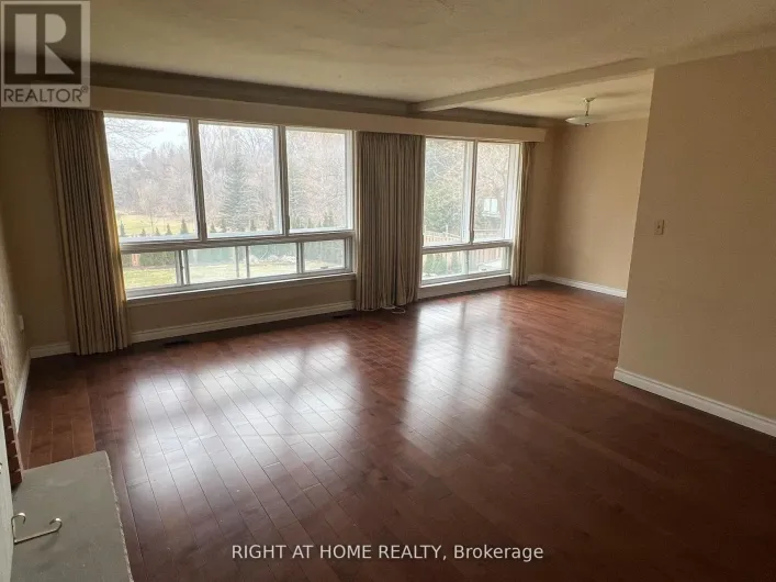 MAIN - 9 WATERFIELD DRIVE, Toronto