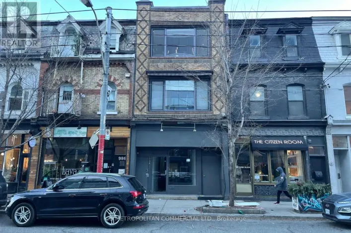 MAIN - 984 QUEEN STREET W, Toronto