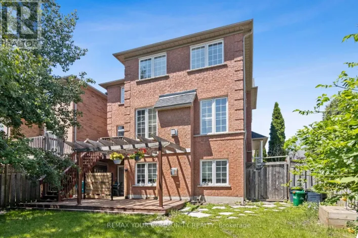 MAIN AND SECOND FLOOR - 39 LARK CRESCENT, Richmond Hill