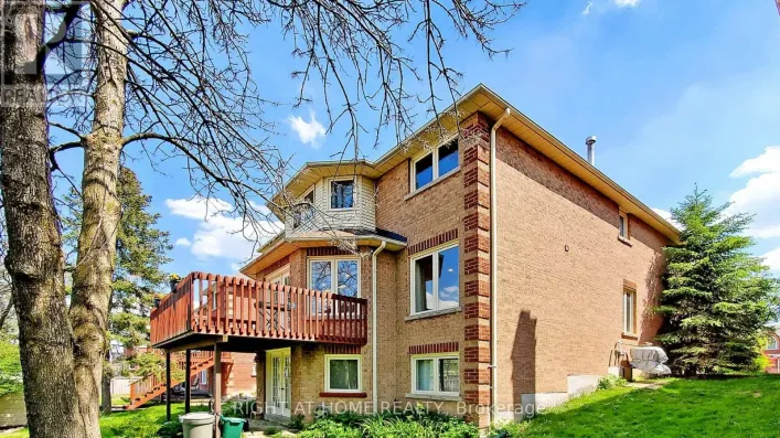 MAIN AND UPPER FLOOR - 95 LENSMITH DRIVE, Aurora