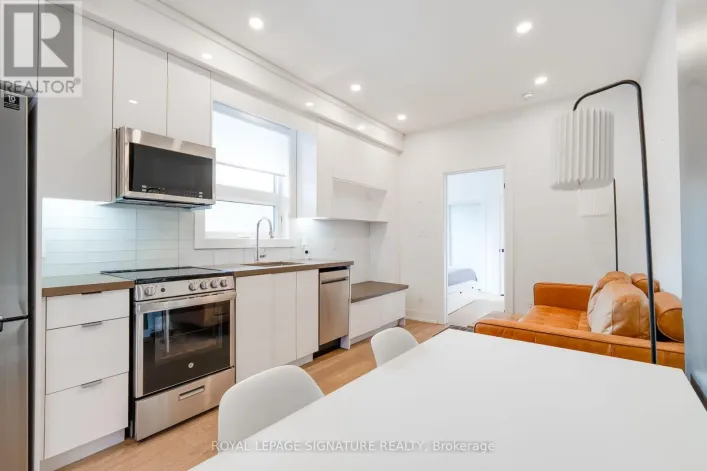 MAIN B - 17 CLAREMONT STREET, Toronto