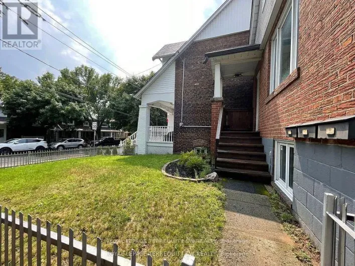 MAIN FL - 102 MERRILL AVENUE E, Toronto