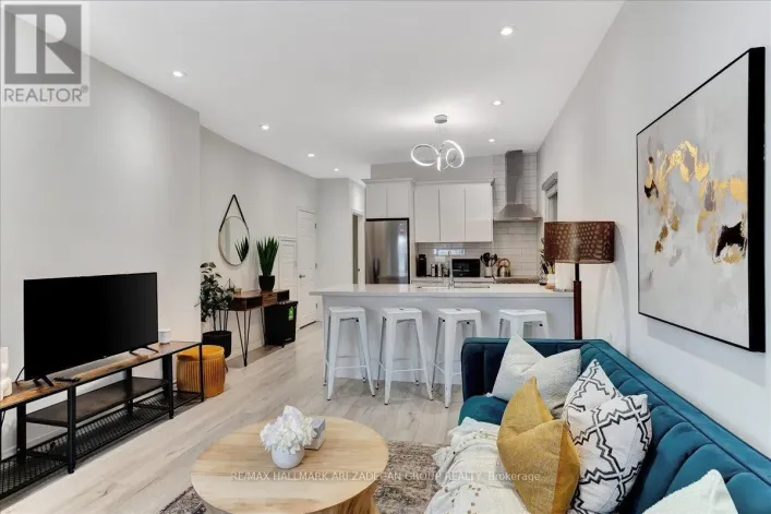 MAIN FL - 138 BOOTH AVENUE, Toronto