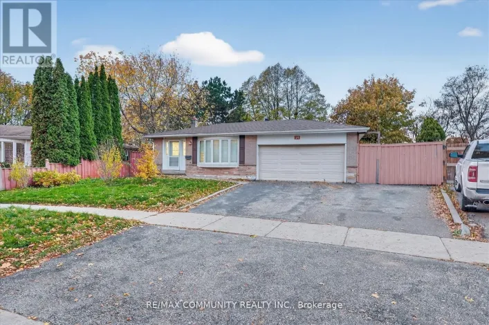 MAIN FL - 14 PINESLOPE CRESCENT, Toronto