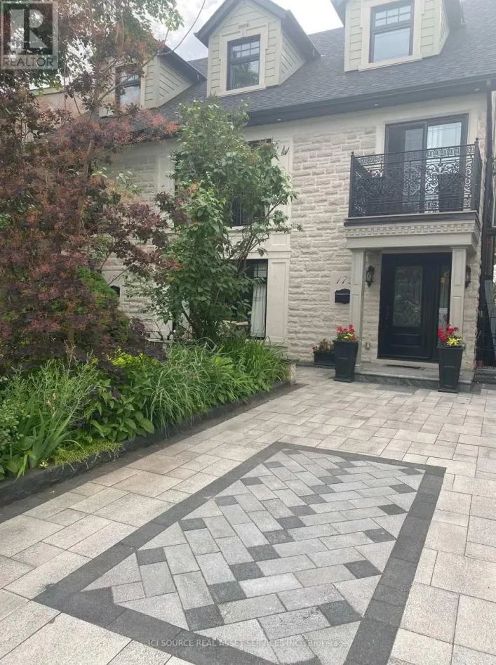 MAIN FL - 172 HUMBERCREST BOULEVARD, Toronto