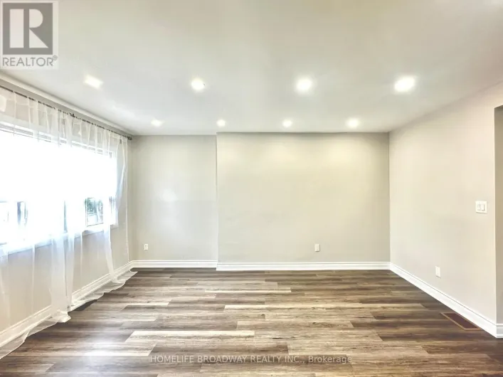 MAIN FL - 55 FAIRBANK AVENUE E, Toronto