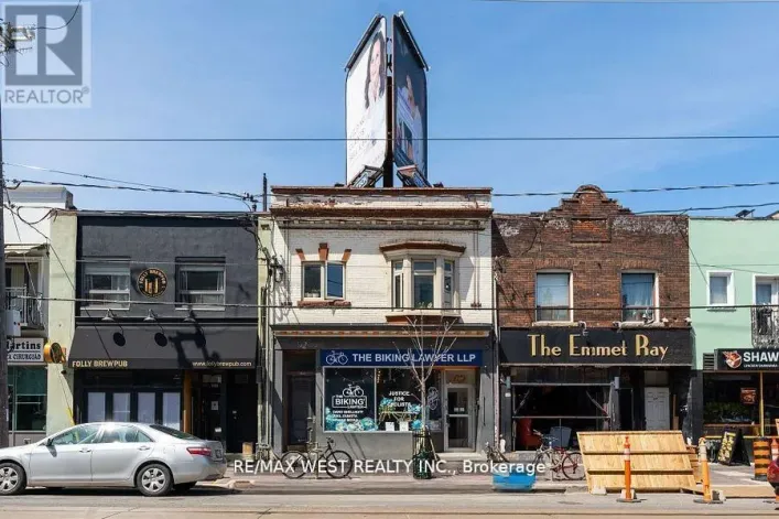 MAIN FL - 926 COLLEGE STREET, Toronto