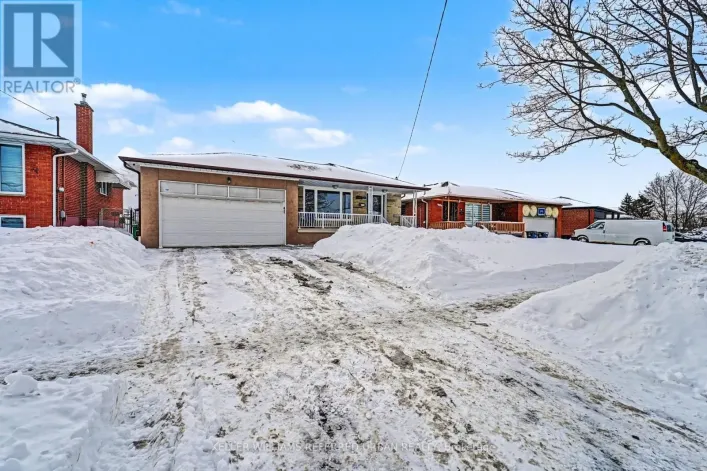 MAIN FLOOR - 148 DERRYDOWN ROAD, Toronto