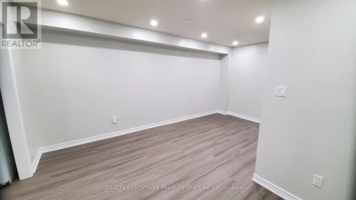 MAIN FLOOR - 18 ED QUIGG WAY, Vaughan