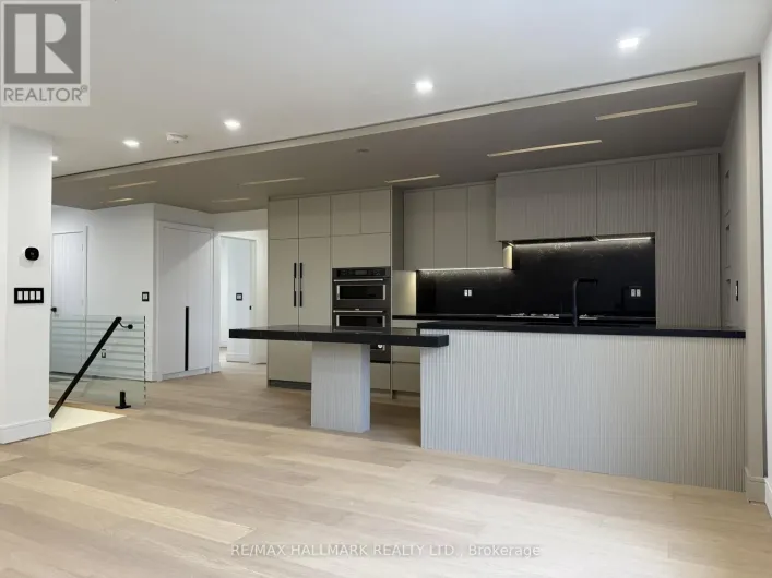 MAIN FLOOR - 189 LLOYD AVENUE, Newmarket