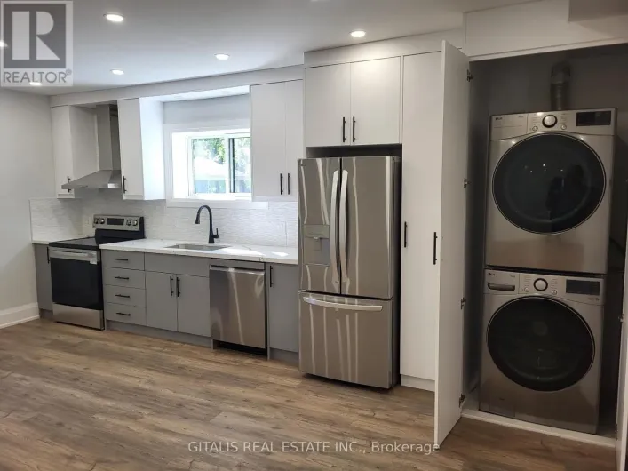 MAIN FLOOR - 195 OAKMOUNT ROAD N, Toronto