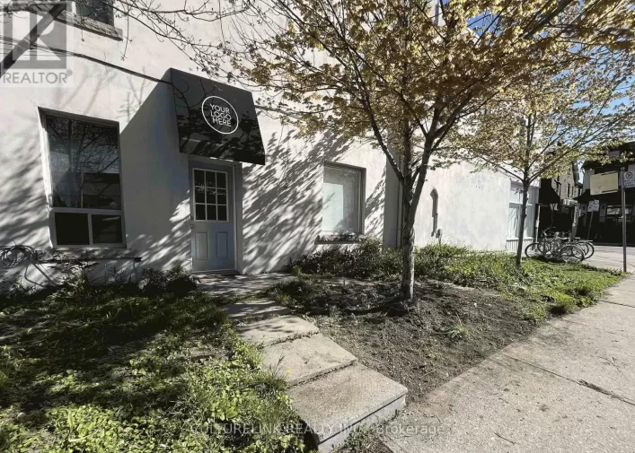 MAIN FLOOR - 208 CHRISTIE STREET, Toronto