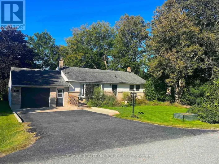 MAIN FLOOR - 241 WESTBURY AVENUE, Loyalist