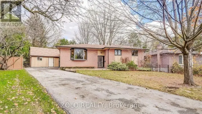 MAIN FLOOR - 5 CABOT COURT, Aurora