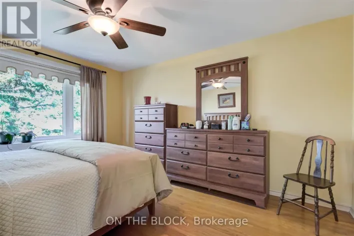 MAIN FLOOR - 534 MIDLAND AVENUE, Toronto