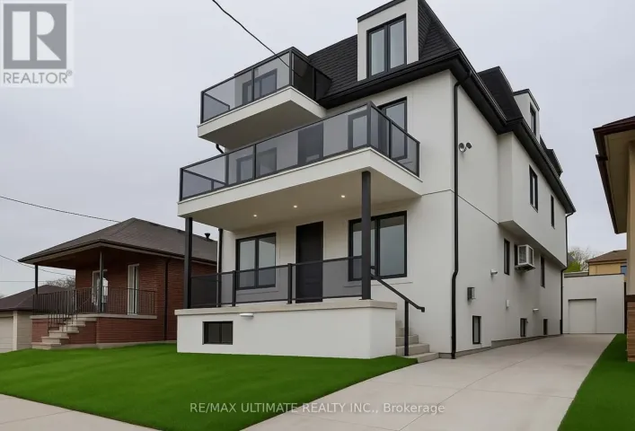 MAIN FLOOR - 6 CHUDLEIGH ROAD, Toronto