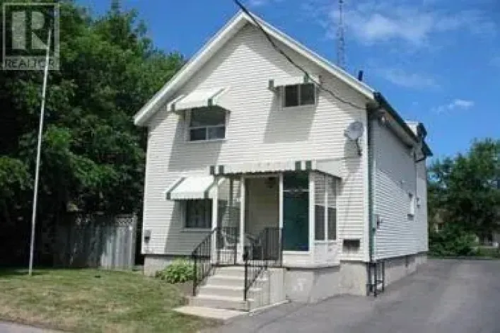 MAIN FLOOR - 89 CENTRE STREET E, Richmond Hill